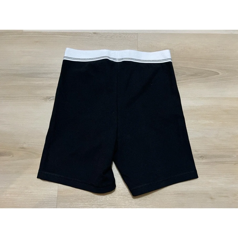 NWT Adidas Ribbed Shorts Tights Womens Black Medium NEW CS‎ Rib Short IS2364